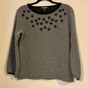 Woman’s Black & White, 3/4 Length Sleeved Sweater